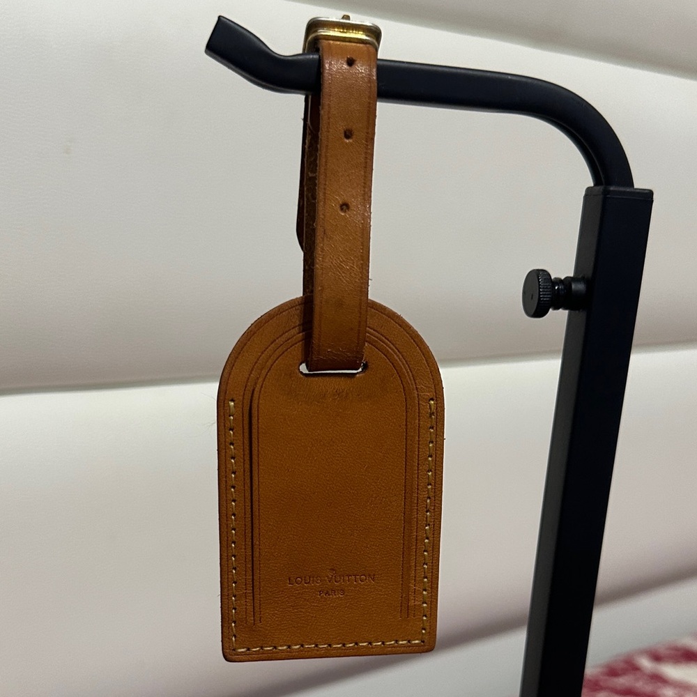 Louis Vuitton Brown Leather Luggage Tag